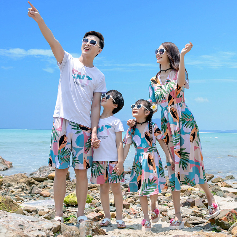 Tenues assorties pour la famil - Plant Parent T Shirt avis et prix